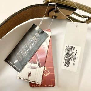 *GIFTED* Retails $500 NWT Perfect Celestial Horse 90cm Leather Belt